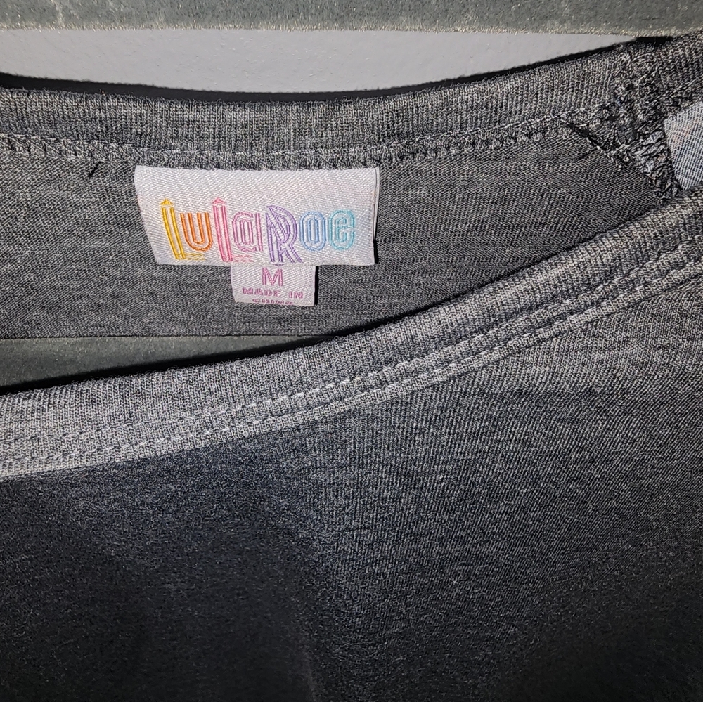 LulaRoe Randy - Picture 2 of 3